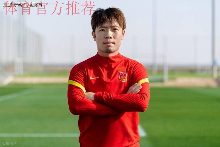 34岁张稀哲将重返国足?主帅邵佳一直接给出回应,球迷直呼意外! 34岁张稀哲将重返国足?主帅邵佳一直接给出回应,球迷直呼意外!